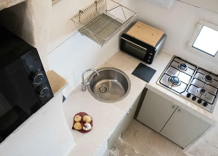 Casa Di Amici 奥斯图尼